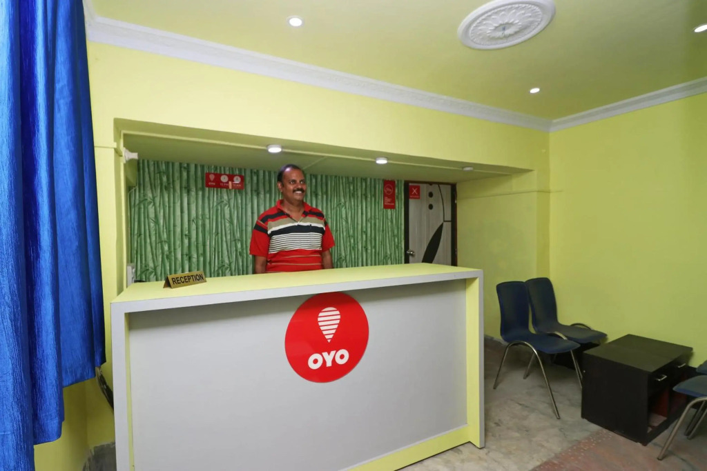 OYO 11530 Maa Tara Guest House