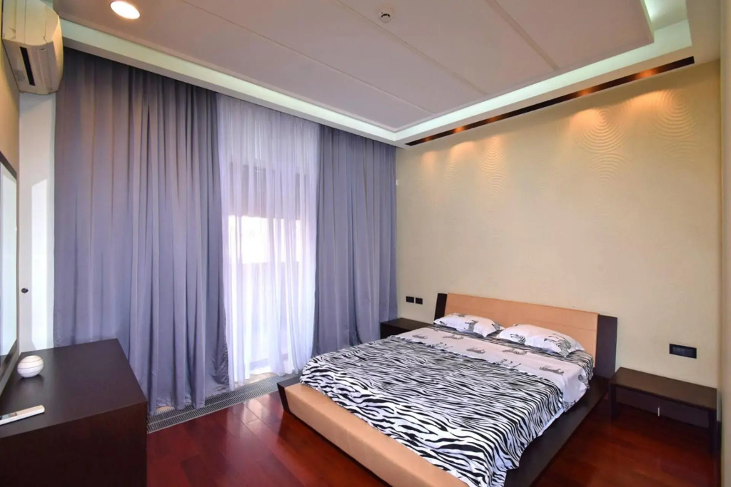 Teryan street, 3 bedrooms Luxury, Duplex apartment TT444