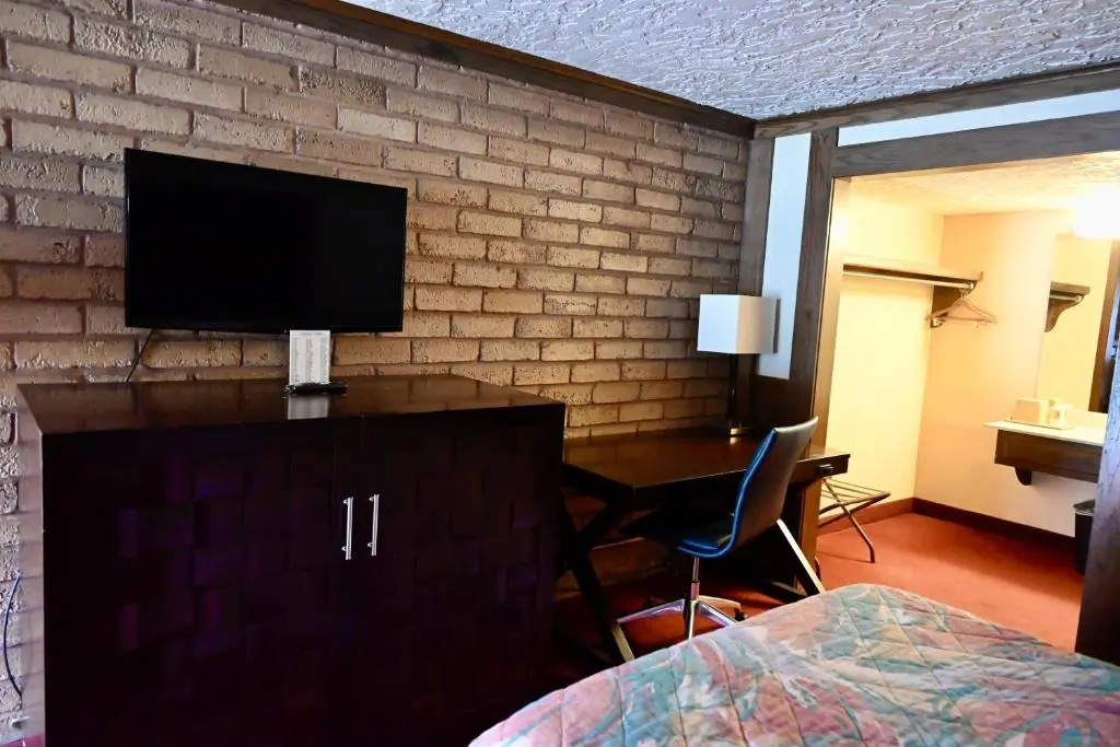 Rittiman Inn and Suites