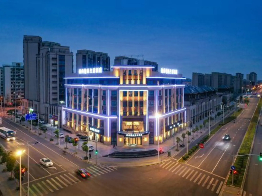 Dishang Boutique Hotel (Shanghai Lingang Baolong Plaza Branch)