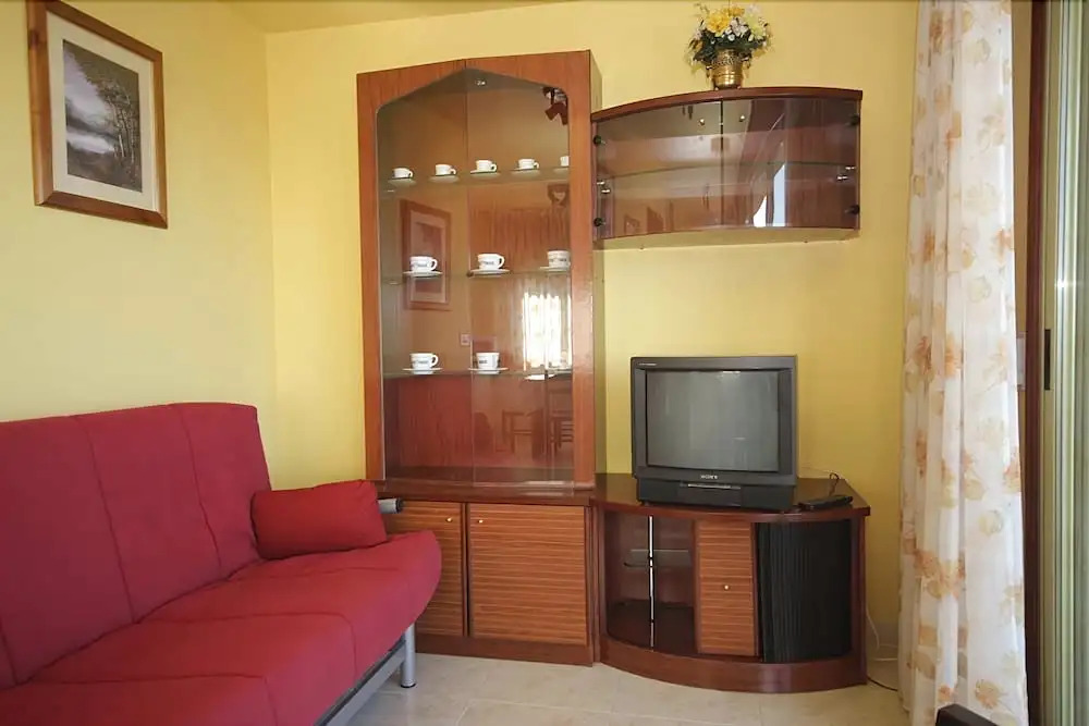 102001 -  Apartment in Lariño
