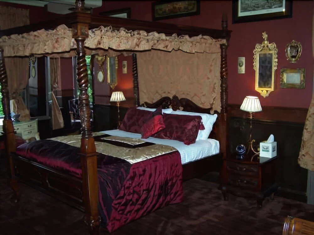 The Retreat Castle