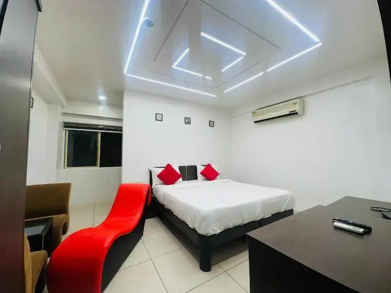 Aundh Elite Stay