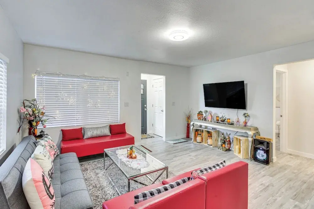 Charming Auburn Home: 15 Mi to Downtown Tacoma!