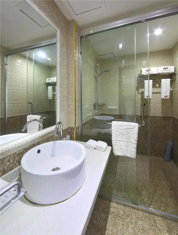 Chengdu Huanglaowu Hotel