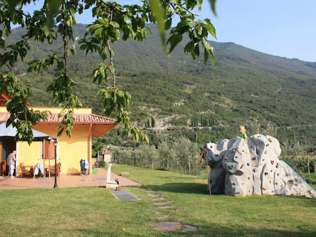 Fabulous Cottage in Arco near Lake
