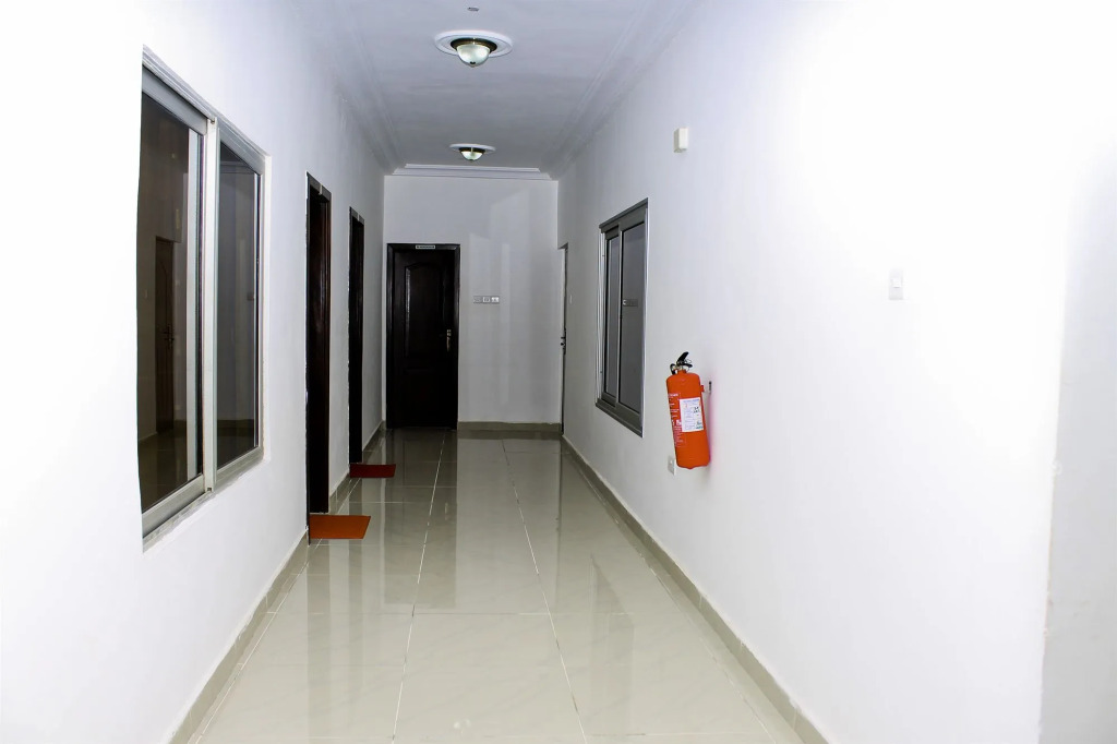 Big Apple D. E Hotel