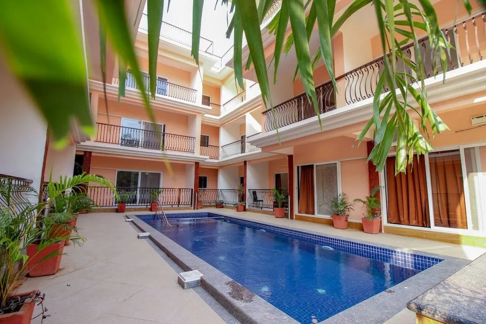 OYO 10972 Home Poolside 2BHK Siolim