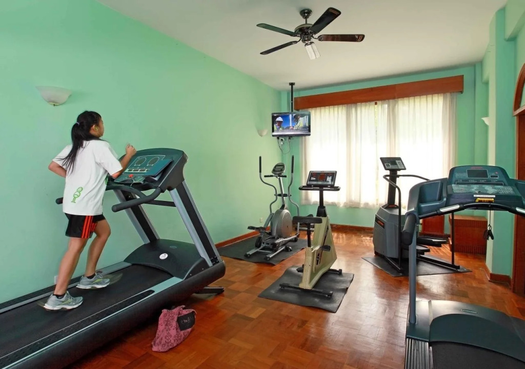 Inya Lake Hotel Yangon