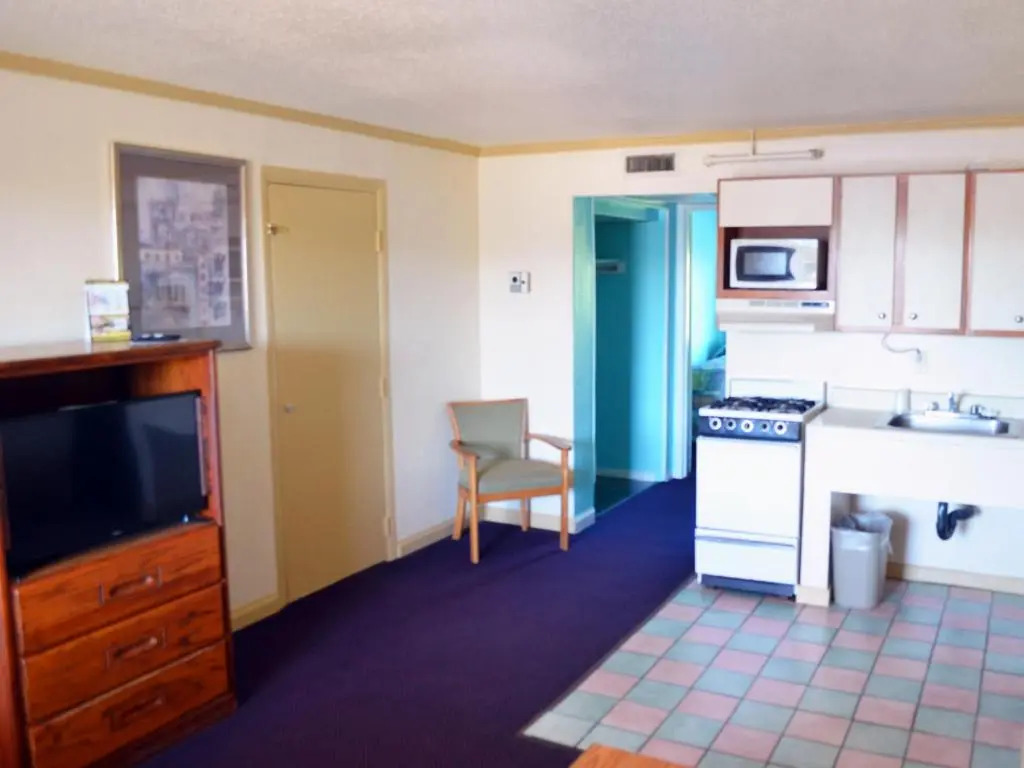 Cerca Del Mar Motel