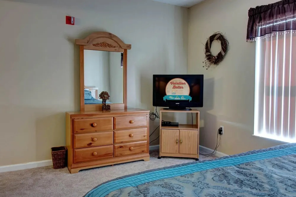 Whispering Pines 423