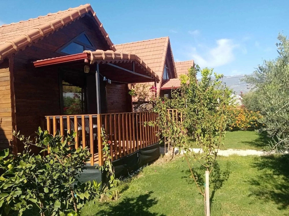 Riviera bungalov apart