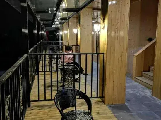 Zhiqing Hostel