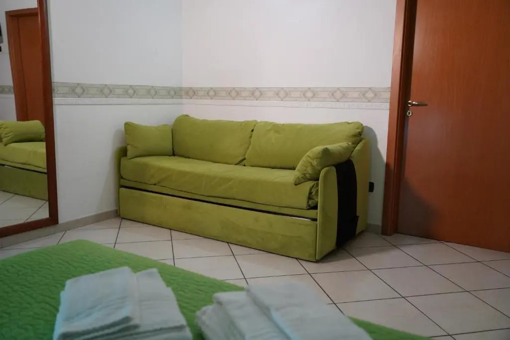 Costantino Home