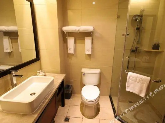 Kunming Maple Palace Hotel