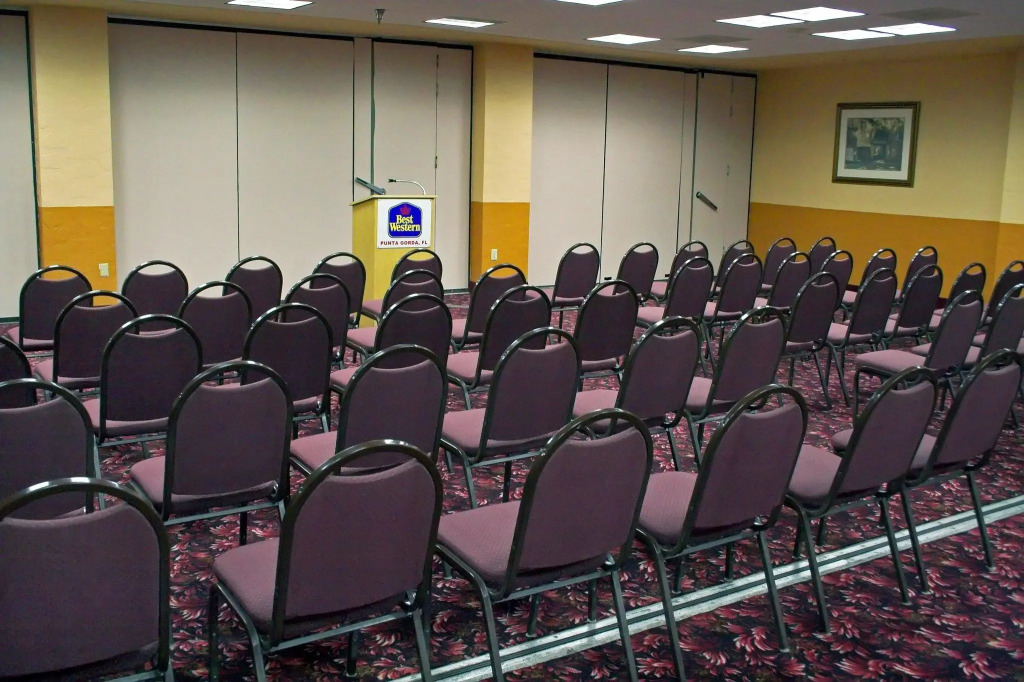 Punta Gorda Waterfront Hotel & Suites