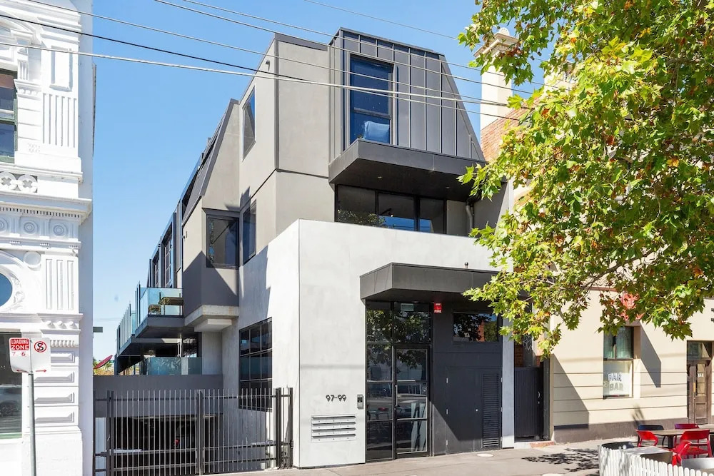 Fitzroy North Apartments by Urban Rest
