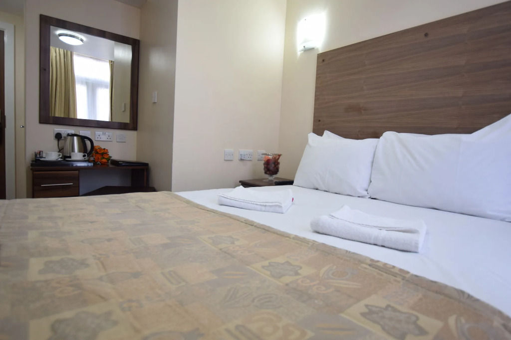 Lucky 8 Hotel
