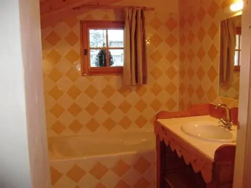 Chalet Altitude 1057