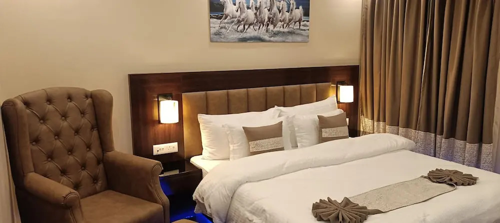 XCELSIOR HOTEL & SPA
