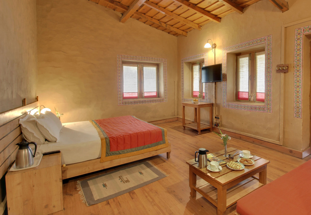 Chevron Eco Lodge