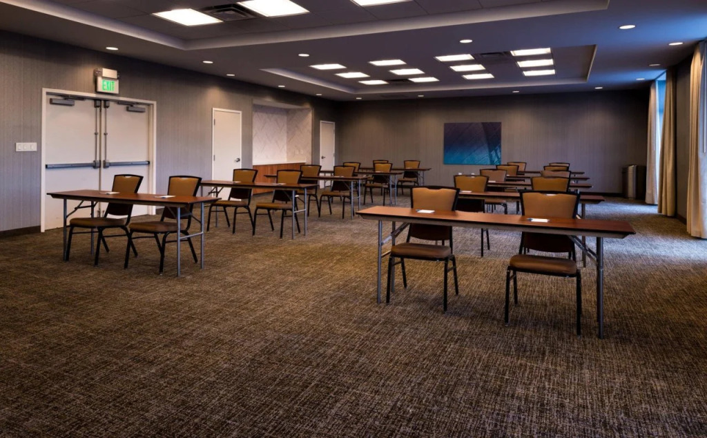 SpringHill Suites Pittsburgh Southside Works