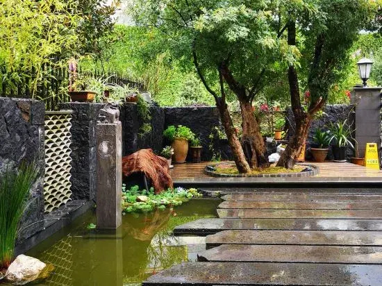 Dongshan No.92 Hot Spring Courtyard
