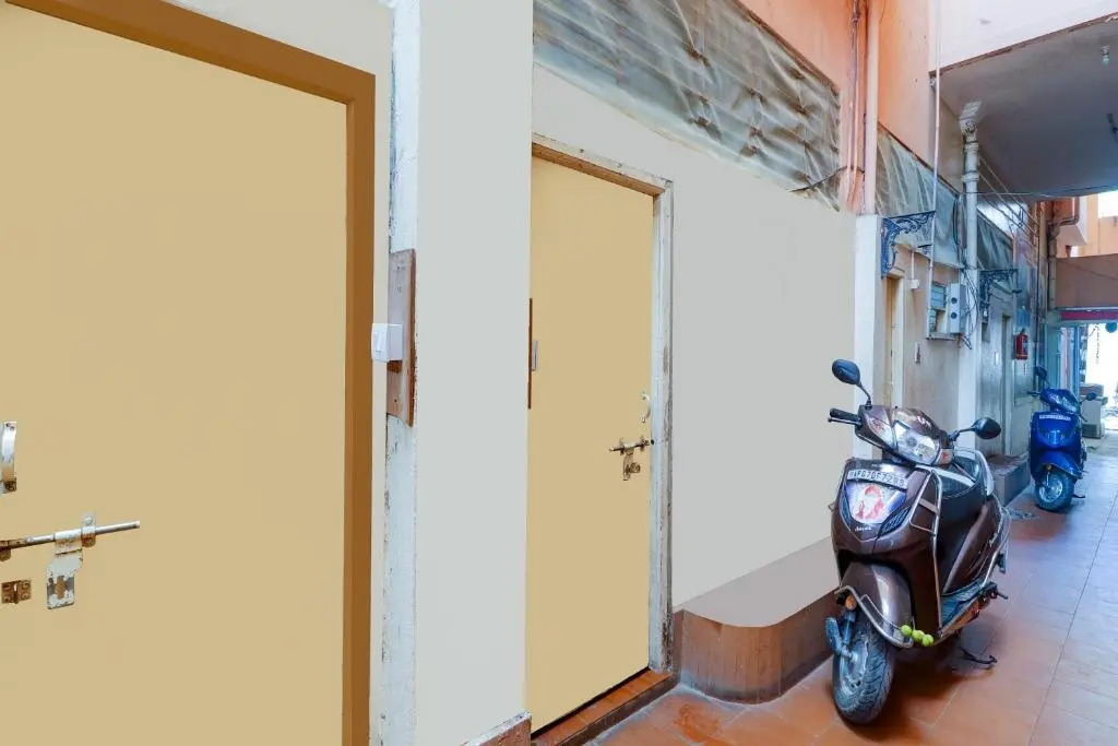 Hotel O Bhavani Rest Rooms