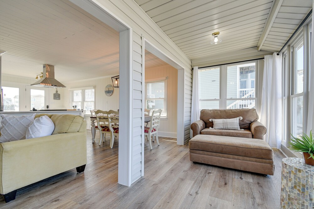 Holden Beach Home on Intracoastal Waterway Canal!