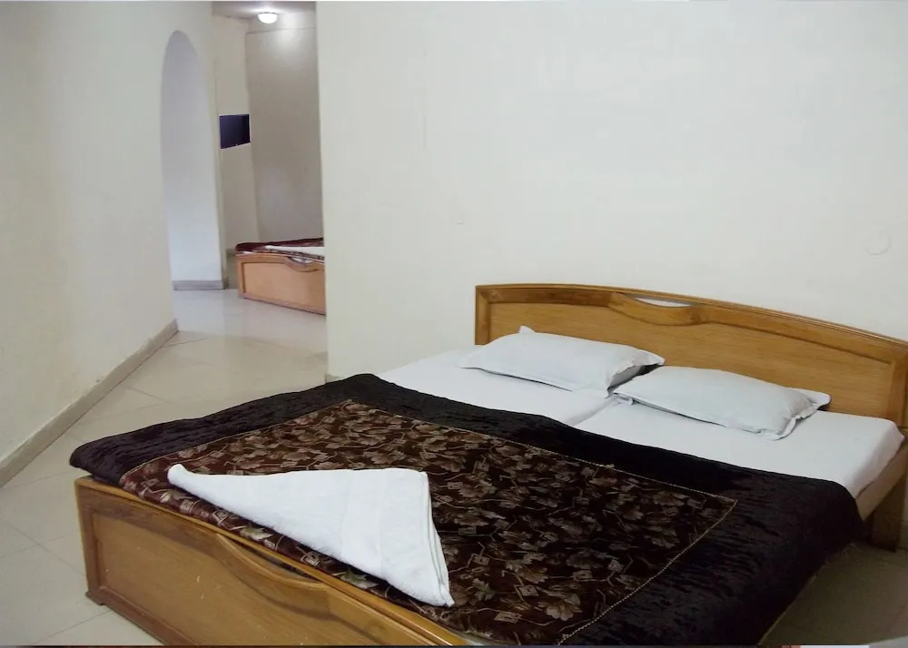 Rahi Motel