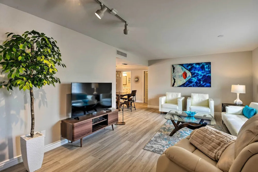 3 Mi to Asu: Tempe Getaway w/ Heated Pool