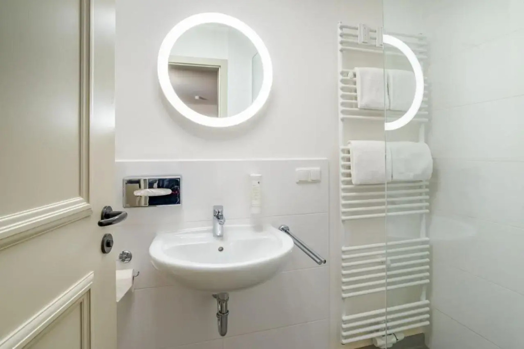 ANA Suites Augsburg City Center - Self-Service-Hotel
