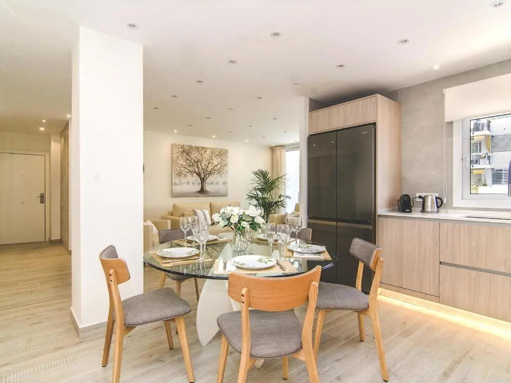 Sitges Spaces Oasis Suites- 4 Bedroom, 4 Ensuite Bathrooms, Terrace, Pool, Sitges Centre
