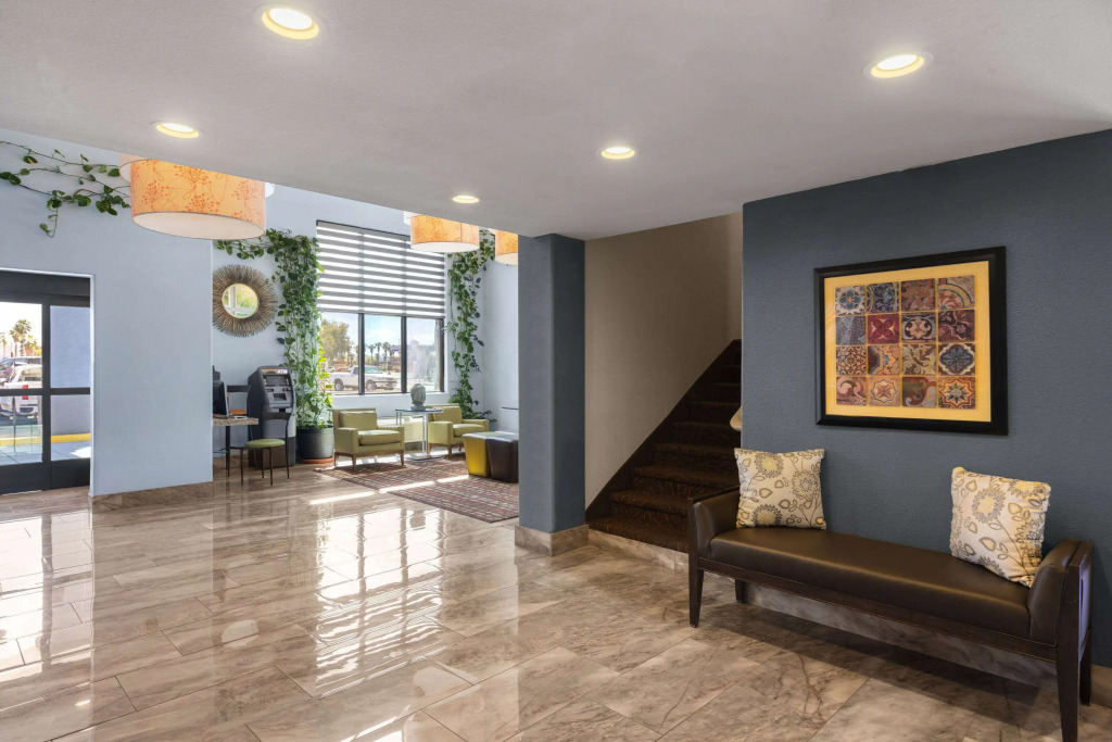 Days Inn & Suites by Wyndham Tucson/Marana