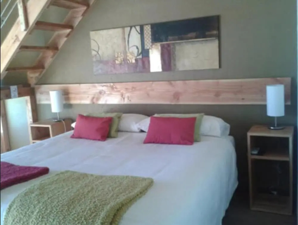 Hoteles Pueblo de Tierra