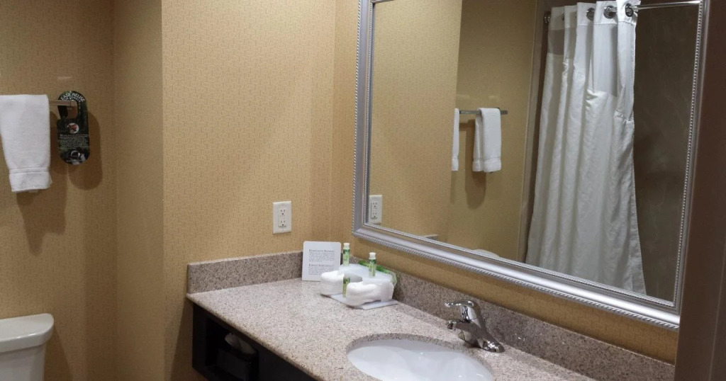 Holiday Inn Express Edgewood-Aberdeen-Bel Air