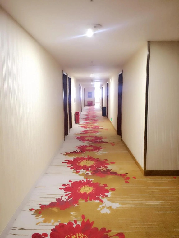 Pai Hotel Jinzhong Jiexiu Railway Station South Mianshan Street