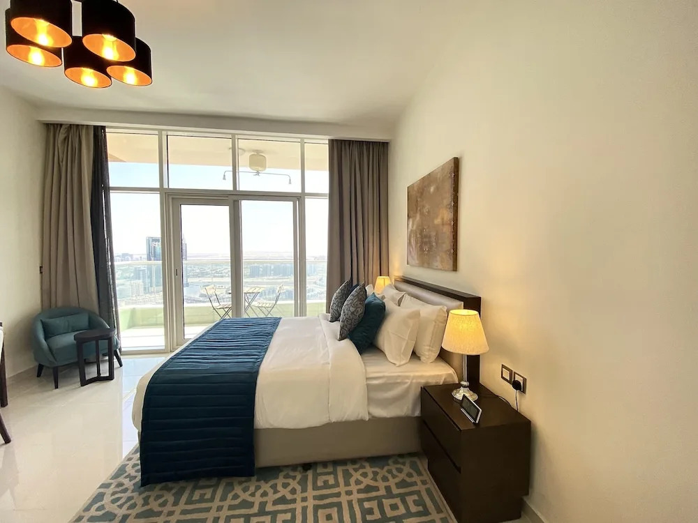 LuxBnB Ghalia Jumeirah Village Circle