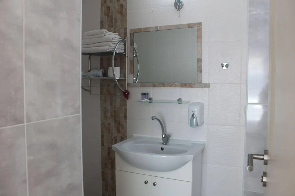 Capaci Hotel