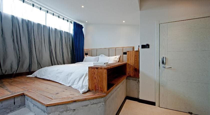 Yan Art Hotel