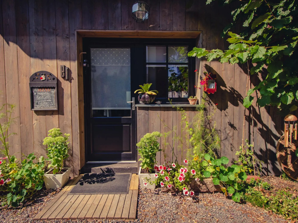 Premium apartment in Saint-Quirin with garden