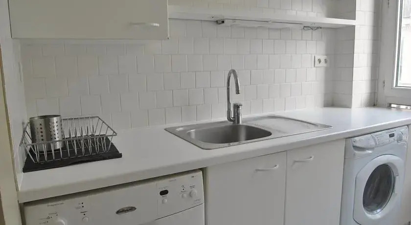 1 separated bedroom Montmartre