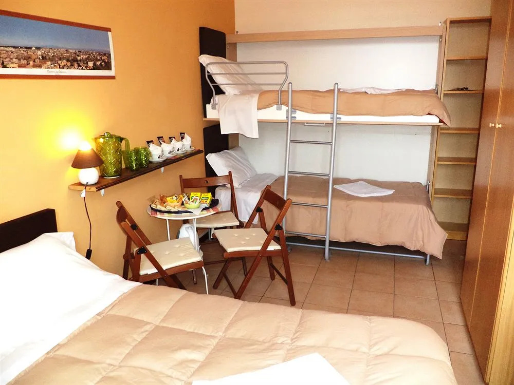 Tomas Bed  Breakfast
