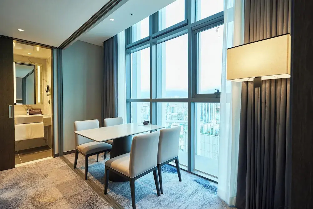 Hotel HLB