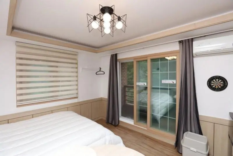 Pocheon All Seasons Pension