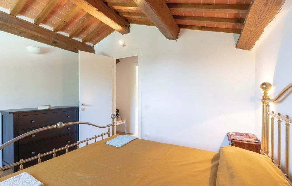 Awesome Home in Gubbio -pg- With 2 Bedrooms and Outdoor Swimming Pool