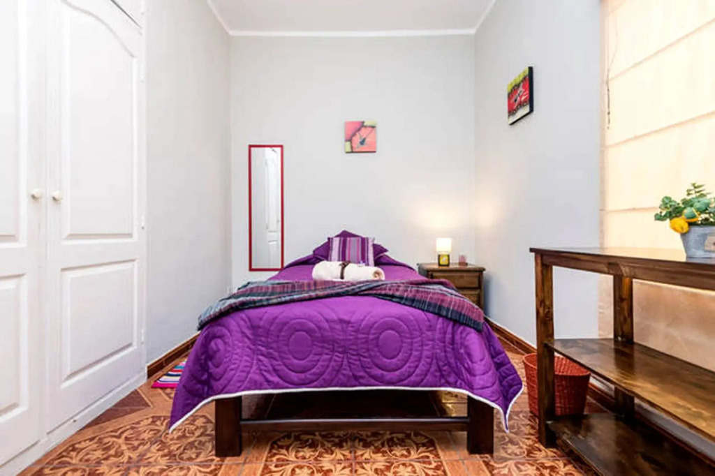 Pier 242 Miraflores B&B