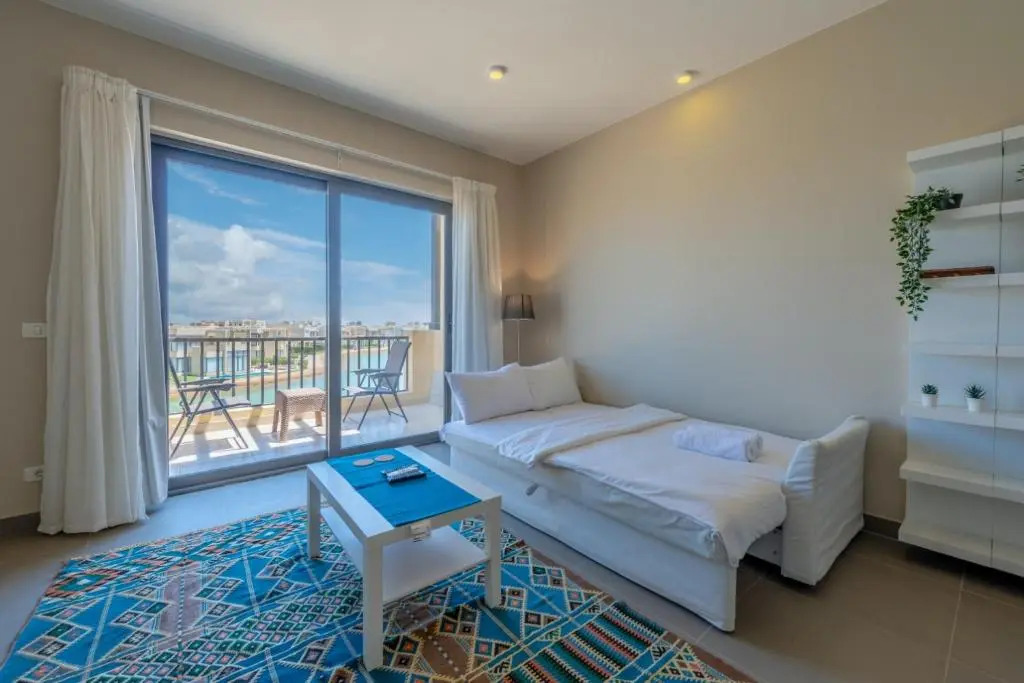 Brand-new 1-Bedroom in Tawila, Lagoon & Pool View