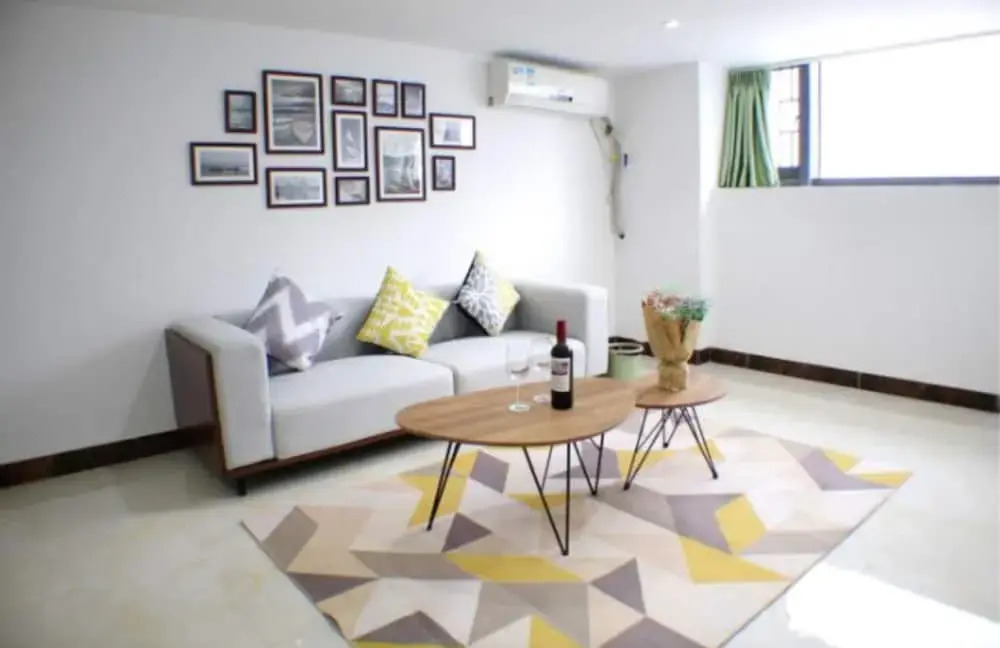Wanlong Apartment Xiangxue Branch
