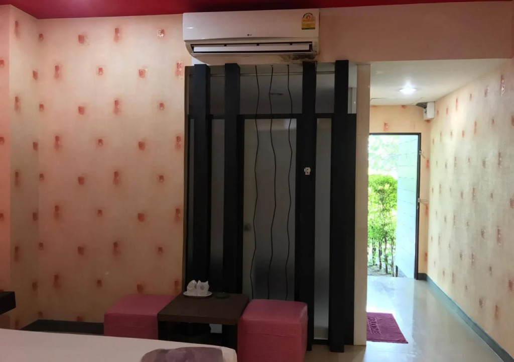 Lux Inn